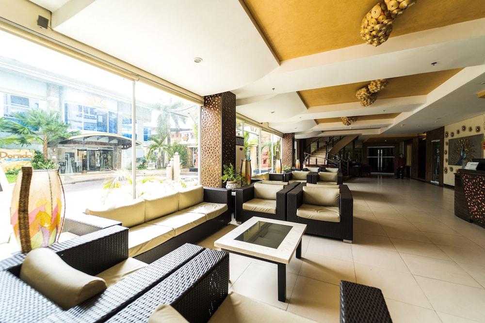 Mo2 Westown Hotel y Resort Iloílo Exterior foto