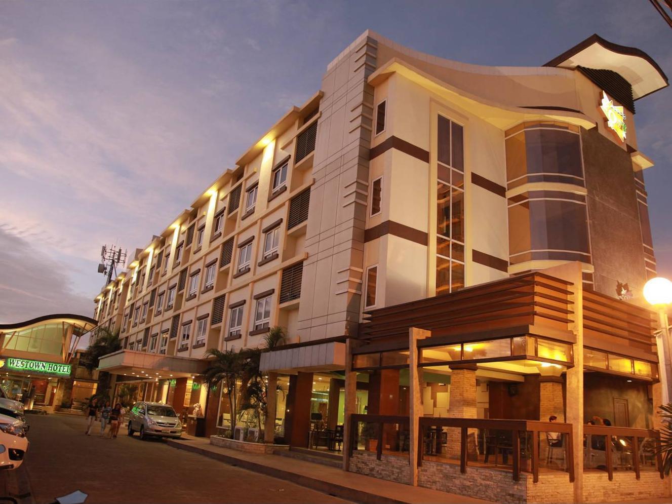 Mo2 Westown Hotel y Resort Iloílo Exterior foto